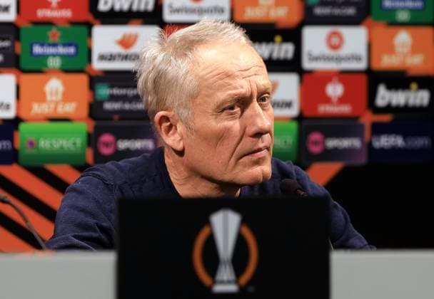 Sport Themen der Woche KW11 Sport Bilder des Tages . - West Ham United v SC Freiburg, UEFA Europa League, Round Of 16, 2nd Leg, London Stadium, London, UK - 14th March 2024. Christian Streich Manager of SC Freiburg after match press conference, PK, Pressekonferenz - West Ham United v SC Freiburg, UEFA Europa League, Round Of 16, 2nd Leg, London Stadium, London, UK - 14th March 2024. London London Stadium UK Copyright: xDanxWeirx CP_West_Ham_SC_Freiburg_65