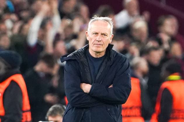 Fußball: UEFA Europa League 2023 2024, Achtelfinale, West Ham United - SC Freiburg, London Olympic Stadium: Freiburgs Trainer Christian Streich - Gesichtsausdruck, Mimik, Gestik London Olympic Stadium England Copyright: xJoeranxSteinsiekx
