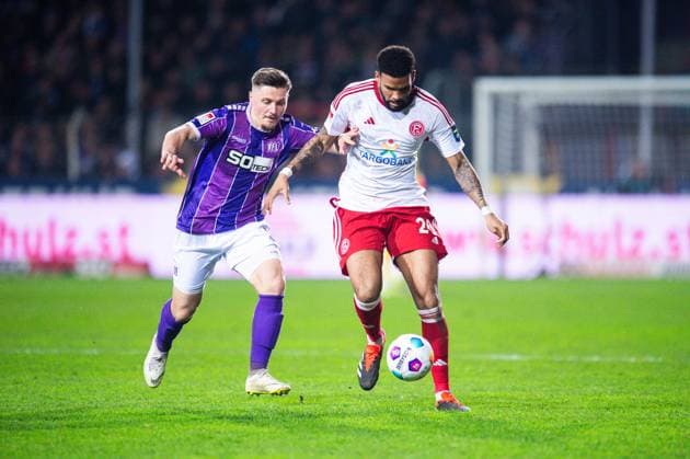 15.03.2024 - Fußball, 2023 2024, 2. Bundesliga, 26. Spieltag, VfL Osnabrück - Fortuna Düsseldorf: (L-R) Erik Engelhardt (Osnabrück), Jamil Siebert (Düsseldorf) DFL REGULATIONS PROHIBIT ANY USE OF PHOTOGRAPHS AS IMAGE SEQUENCES AND OR QUASI-VIDEO.