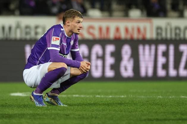2. Bundesliga - VfL Osnabrück - Fortuna Düsseldorf am 15.03.2024 an der Bremer Brücke in Osnabrück MickaÃ«l Michael Cuisance (Osnabrueck 27) unzufrieden, enttäuscht, enttaeuscht, niedergeschlagen.