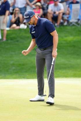 PONTE VEDRA BEACH, FL - MARCH 15: PGA, Golf Herren golfer Wyndham Clark reacts to making a birdie putt on the 9th hole to finish at 14 under par for the tournament and the current leader during The Players Championship on March 15, 2024, at TPC Sawgrass in Ponte Vedra Beach, Florida. (Photo by Brian Spurlock Icon Sportswire) GOLF: MAR 15 PGA THE PLAYERS Championship EDITORIAL USE ONLY Icon2403153