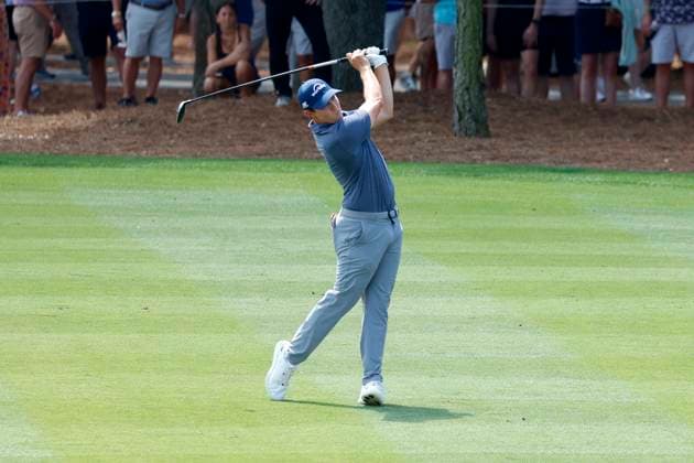 PONTE VEDRA BEACH, FL - MARCH 15: PGA, Golf Herren golfer Matt Fitzpatrick hits a shot out of the fairway on the 9th hole during The Players Championship on March 15, 2024, at TPC Sawgrass in Ponte Vedra Beach, Florida. (Photo by Brian Spurlock Icon Sportswire) GOLF: MAR 15 PGA THE PLAYERS Championship EDITORIAL USE ONLY Icon24031518