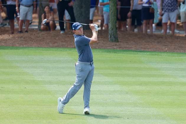 PONTE VEDRA BEACH, FL - MARCH 15: PGA, Golf Herren golfer Matt Fitzpatrick hits a shot out of the fairway on the 9th hole during The Players Championship on March 15, 2024, at TPC Sawgrass in Ponte Vedra Beach, Florida. (Photo by Brian Spurlock Icon Sportswire) GOLF: MAR 15 PGA THE PLAYERS Championship EDITORIAL USE ONLY Icon24031519