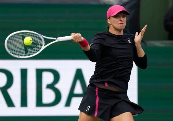 Tennis 2024: BNP Paribas Open MAR 15 March 15, 2024 Iga Swiatek of Poland returns a shot against Marta Kostyuk of the Ukraine in their Semifinal match during the BNP Paribas Open in Indian Wells, CA. Charles Baus CSM (Credit Image: Â Charles Baus Cal Media) Indian Wells Ca United States of America EDITORIAL USE ONLY Copyright: xx ZUMA-20240315_zma_c04_135.jpg CharlesxBausx csmphotothree242603