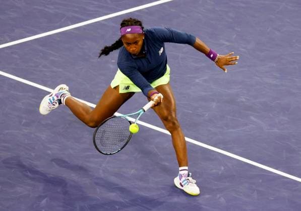March 15, 2024 Coco Gauff returns a shot against Maria Sakkari of Greece in their Semifinal match during the BNP Paribas Open in Indian Wells, CA. CSM Indian Wells United States of America - ZUMAc04_ 20240315_zma_c04_251 Copyright: xCharlesxBausx