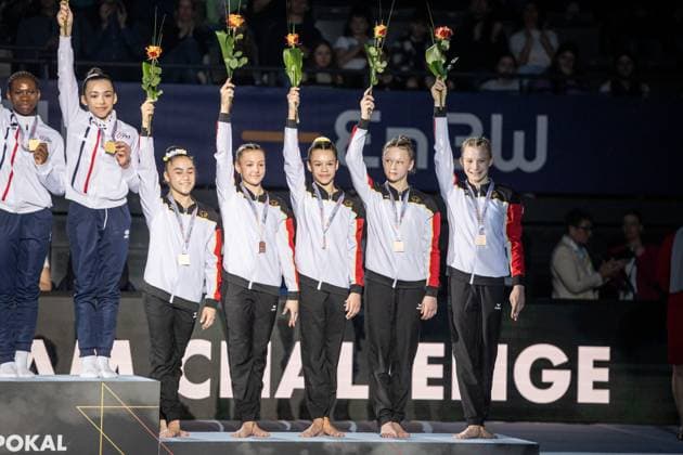 Bilder des Jahres 2024, Sport 03 März Sport Themen der Woche KW11 Bronze fuer Team Deutschland 39. EnBW DTB Pokal, 16.03.2024, Stuttgart (Porsche Arena), DEU 39. EnBW DTB Pokal, EnBW DTB Pokal, Sportveranstaltung, Turnen, Wettkampf, Stuttgart, Gymnastik, Athleten, Deutsche Turnliga, DTL, Veranstaltung, Sportereignis, Wettkampfserie, Nationen, Internationaler Wettkampf, 16.03.2024, Stuttgart (Porsche Arena), DEU Stuttgart *** Bronze for Team Germany 39 EnBW DTB Cup, 16 03 2024, Stuttgart Porsche Arena , DEU 39 EnBW DTB Cup, sport, EnBW DTB Cup, sporting event, gymnastics, competition, Stuttgart, gymnastics, athletes, Deutsche Turnliga, DTL, event, sporting event, competition series, nations, international competition, 16 03 2024, Stuttgart Porsche Arena , DEU Stuttgart Copyright: xSandyxDinkelackerx EP_SDR