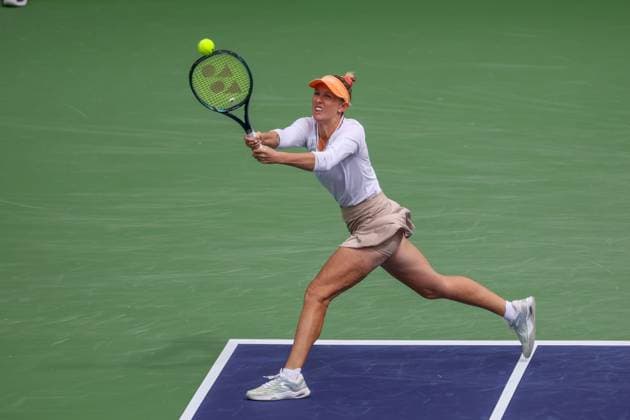 INDIAN WELLS, CA - MARCH 16: Storm Hunter (AUS) hits a backhand during the WomenÕs Doubles Final at the BNP Paribas Open on March 16, 2024 at Indian Wells Tennis Garden in Indian Wells, CA. (Photo by George Walker Icon Sportswire) TENNIS: MAR 16 BNP Paribas Open EDITORIAL USE ONLY Icon240316014