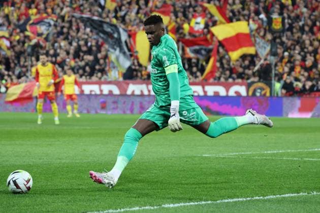 Brice SAMBA (RC Lens) lors du match RC Lens - OGC Nice, Ligue 1, stade Bollaert-Delelis, le 16 mars 2024 FOOTBALL : RC LENS vs NICE - LIGUE 1 - 16 03 2024 LaurentSanson Panoramic 