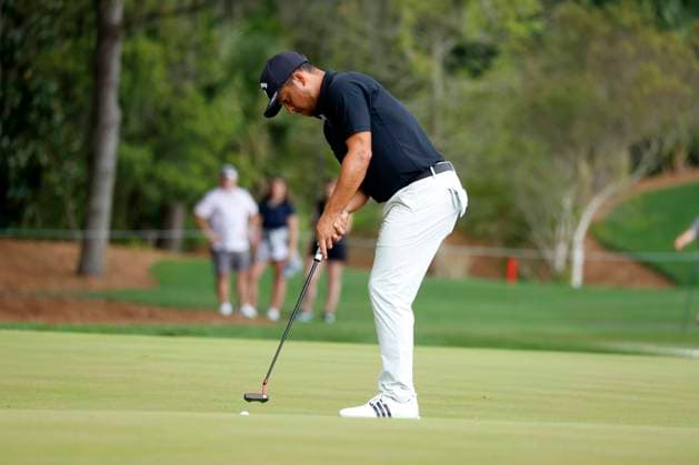 PONTE VEDRA BEACH, FL - MARCH 16: PGA, Golf Herren golfer Xander Schauffele putts on the 3rd hole during the third round of The Players Championship on March 16, 2024, at TPC Sawgrass in Ponte Vedra Beach, Florida. (Photo by Brian Spurlock Icon Sportswire) GOLF: MAR 16 PGA THE PLAYERS Championship EDITORIAL USE ONLY Icon24031612