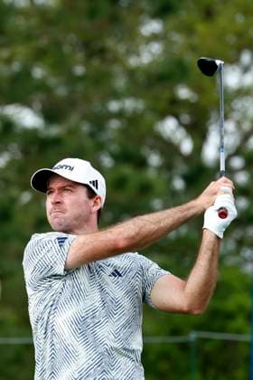 PONTE VEDRA BEACH, FL - MARCH 16: PGA, Golf Herren golfer Nick Taylor plays his tee shot on the 4th hole during the third round of The Players Championship on March 16, 2024, at TPC Sawgrass in Ponte Vedra Beach, Florida. (Photo by Brian Spurlock Icon Sportswire) GOLF: MAR 16 PGA THE PLAYERS Championship EDITORIAL USE ONLY Icon24031617
