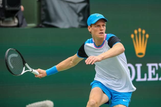 INDIAN WELLS, CA - MARCH 16: Jannik Sinner (ITA) hits a forehand during the BNP Paribas Open on March 16, 2024 at Indian Wells Tennis Garden in Indian Wells, CA. (Photo by George Walker Icon Sportswire) TENNIS: MAR 16 BNP Paribas Open EDITORIAL USE ONLY Icon240316051