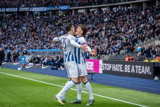 2. Fußball Bundesliga, Hertha BSC vs FC Schalke 04; Berlin, 17.03.2024 Jubel zum 2:0 durch Fabian Reese (Hertha BSC, 11), Haris Tabakovic (Hertha BSC, 25) 2. Fußball Bundesliga, Hertha BSC vs FC Schalke 04, Olympiastadion, Berlin, 17.03.2024 DFL REGULATIONS PROHIBIT ANY USE OF PHOTOGRAPHS AS IMAGE SEQUENCES AND OR QUASI-VIDEO.