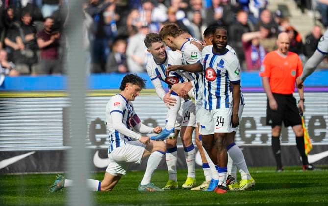 Germany, Berlin, 17.03.2024, Olympic Stadium, Hertha BSC vs FC Schalke 04 - 2. Bundesliga, Marten Winkler (Hertha Berlin) celebrates the teams third goal Berlin Olympic Stadium Berlin Germany