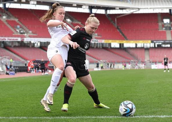 17.03.2024 - Fussball - Saison 2023 2024 - 1. Frauen - Fussball - Bundesliga - 16. Spieltag: 1. FC Nürnberg FCN ( Club ) - SC Freiburg - Sportfoto Zink DaMa - xdaxmax - Lisa Kolb ( 18 , SC Freiburg ) Franziska Mai (18, 1. FC Nürnberg FCN )