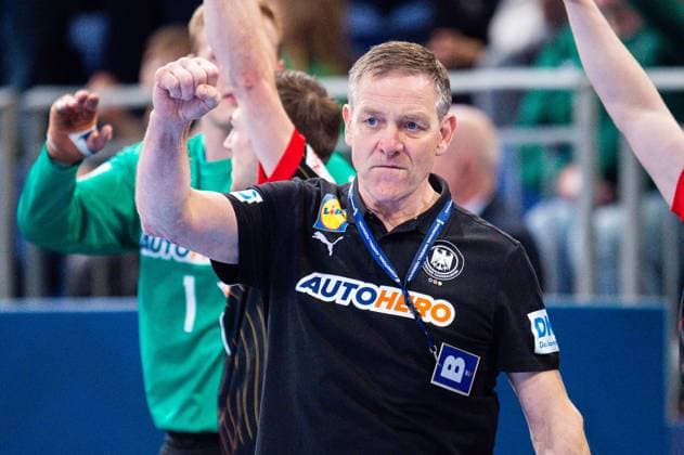 17.03.2024 - Handball, Herren-Länderspiel, Olympia-Qualifikation in Hannover, Österreich Deutschland: Alfred Gislason (Bundestrainer, Trainer - Deutschland)