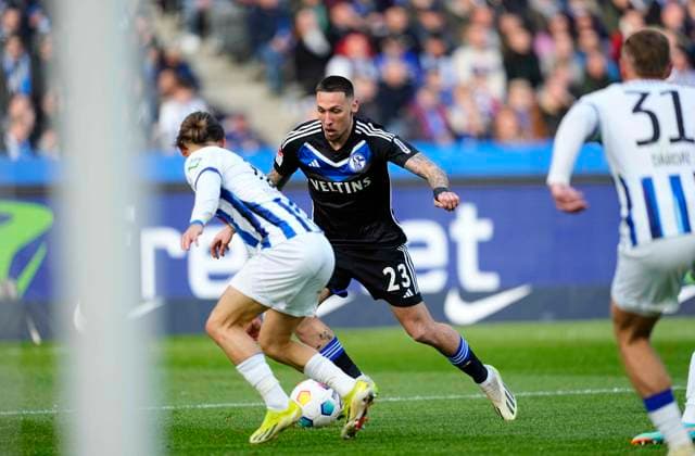 Germany, Berlin, 17.03.2024, Olympic Stadium, Hertha BSC vs FC Schalke 04 - 2. Bundesliga, Darko Churlinov (FC Schalke 04) controls the ball Berlin Olympic Stadium Berlin Germany