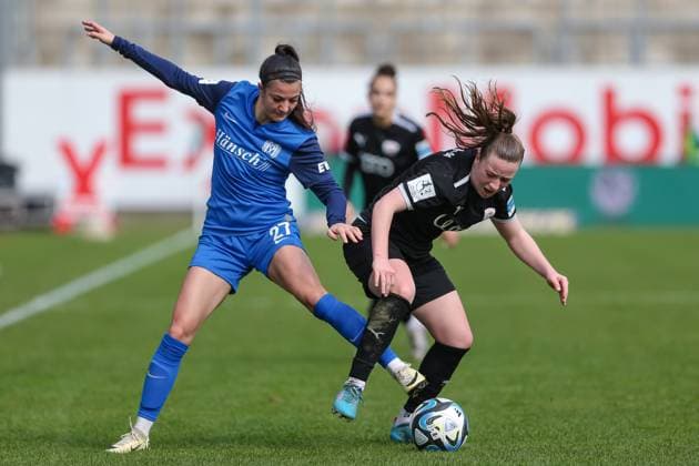 v.li.: Vildan Kardesler (SV Meppen, 27) und Lea Wolski (FC Ingolstadt 04, 6) im Zweikampf, Duell, Dynamik, Aktion, Action, Spielszene, DIE DFB-RICHTLINIEN UNTERSAGEN JEGLICHE NUTZUNG VON FOTOS ALS SEQUENZBILDER UND ODER VIDEOÄHNLICHE FOTOSTRECKEN. DFB REGULATIONS PROHIBIT ANY USE OF PHOTOGRAPHS AS IMAGE SEQUENCES AND OR QUASI-VIDEO., 17.03.2024, Meppen (Deutschland), Fussball, 2. Frauen-Bundesliga, SV Meppen - FC Ingolstadt 04