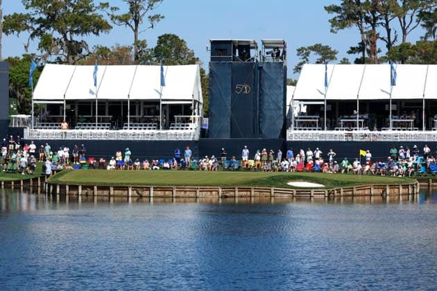 PONTE VEDRA BEACH, FL - MARCH 17: A wide angle generic view of the 17th island green as seen during the final round of The Players Championship on March 17, 2024, at TPC Sawgrass in Ponte Vedra Beach, Florida. (Photo by Brian Spurlock Icon Sportswire) GOLF: MAR 17 PGA, Golf Herren THE PLAYERS Championship EDITORIAL USE ONLY Icon2403175