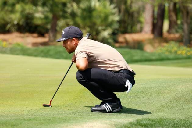 PONTE VEDRA BEACH, FL - MARCH 17: PGA, Golf Herren golfer Xander Schauffele lines up a putt on the 2nd hole during the final round of The Players Championship on March 17, 2024, at TPC Sawgrass in Ponte Vedra Beach, Florida. (Photo by Brian Spurlock Icon Sportswire) GOLF: MAR 17 PGA THE PLAYERS Championship EDITORIAL USE ONLY Icon24031757