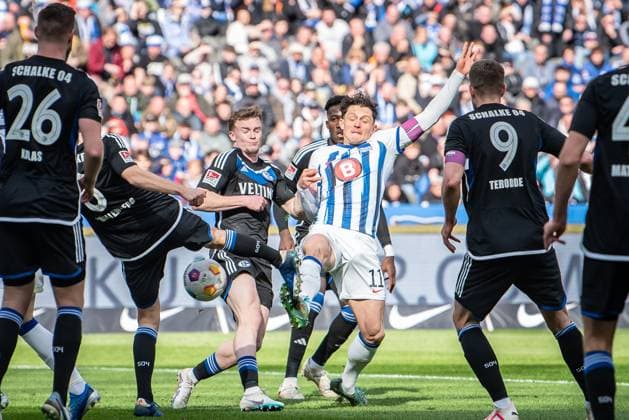 2. Fußball Bundesliga, Hertha BSC vs FC Schalke 04; Berlin, 17.03.2024 Fabian Reese (Hertha BSC, 11) 2. Fußball Bundesliga, Hertha BSC vs FC Schalke 04, Olympiastadion, Berlin, 17.03.2024 DFL REGULATIONS PROHIBIT ANY USE OF PHOTOGRAPHS AS IMAGE SEQUENCES AND OR QUASI-VIDEO.