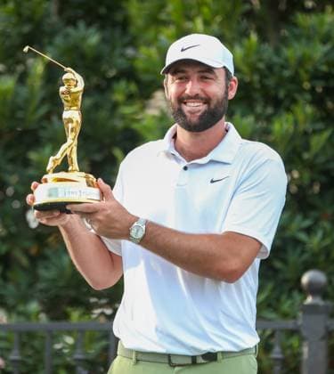 Sport Bilder des Tages March 17, 2024, Ponte Vedra Beach, Florida, United States: SCOTTIE SCHEFFLER (USA) holds the trophy after winning the 2024 PLAYERS Championship at TPC Sawgrass. Ponte Vedra Beach United States - ZUMAw109 20240317_fap_w109_014 Copyright: xDebbyxWongx