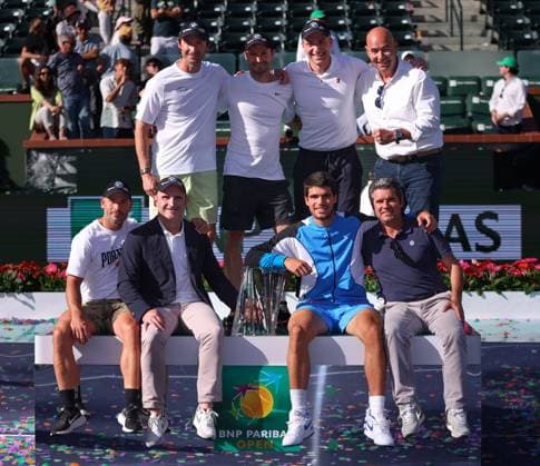 Carlos Alcaraz celebrates victory with his team BNP Paribas Open, Tennis, Day 12, Indian Wells Tennis Garden, California, USA - 17 Mar 2024  Copyright: xEllaxLing Shutterstockx 14386189cw
