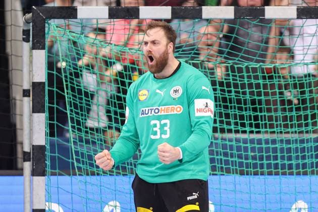 Deutschland - Österreich, Handball Olympia-Qualifikationsturnier Torwart Andreas Wolff (Deutschland, 33). Handball Olympia-Qualifikation, Länderspiel zwischen Deutschland und Österreich am 17. März 2024 in Hannover., Hannover Deutschland ZAG-Arena
