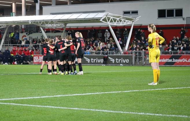 18.03.2024, xgrfx, Fussball 1.Bundesliga Damen, Bayer Leverkusen - 1.FC Köln emspor, v.l. Tor, Lilla Turanyi (Bayer Leverkusen) (DFL DFB REGULATIONS PROHIBIT ANY USE OF PHOTOGRAPHS as IMAGE SEQUENCES and or QUASI-VIDEO) Leverkusen