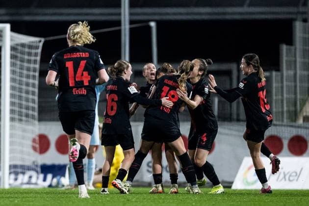 GOOGLE PIXEL Frauen Bundesliga: Bayer 04 Leverkusen - 1. FC Köln; 18.03.2024 Jubel zum 2:0 durch Kristin Kögel (Bayer 04 Leverkusen, 11) GOOGLE PIXEL Frauen Bundesliga: Bayer 04 Leverkusen - 1. FC Köln, Leverkusen, Ulrich-Haberland-Stadion am 18.03.2024 DFB REGULATIONS PROHIBIT ANY USE OF PHOTOGRAPHS AS IMAGE SEQUENCES AND OR QUASI-VIDEO. Copyright: xBEAUTIFULxSPORTS Wunderlx