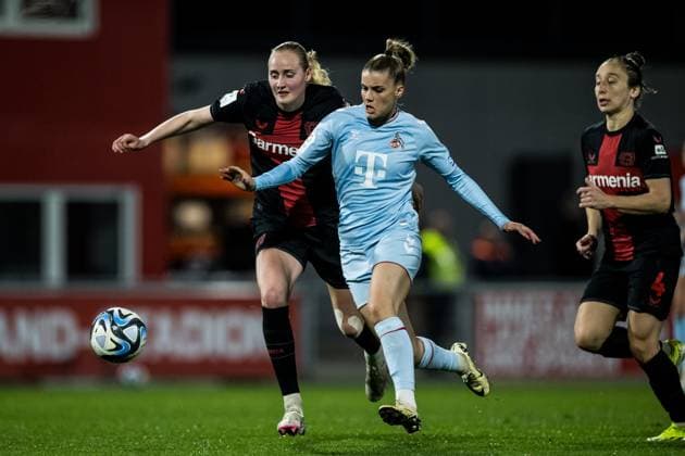 GOOGLE PIXEL Frauen Bundesliga: Bayer 04 Leverkusen - 1. FC Köln; 18.03.2024 Zweikampf Emilie Bragstadt (Bayer 04 Leverkusen, 14), Selina Cerci (1. FC Köln, 29) GOOGLE PIXEL Frauen Bundesliga: Bayer 04 Leverkusen - 1. FC Köln, Leverkusen, Ulrich-Haberland-Stadion am 18.03.2024 DFB REGULATIONS PROHIBIT ANY USE OF PHOTOGRAPHS AS IMAGE SEQUENCES AND OR QUASI-VIDEO. Copyright: xBEAUTIFULxSPORTS Wunderlx