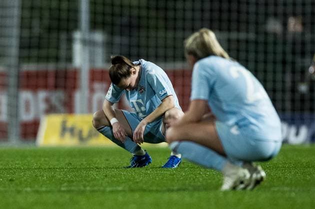 GOOGLE PIXEL Frauen Bundesliga: Bayer 04 Leverkusen - 1. FC Köln; 18.03.2024 Dora Zeller (1. FC Köln, 19), Marleen Schimmer (1. FC Köln, 23) frustriert, niedergeschlagen in der Hocke nach Abpfiff GOOGLE PIXEL Frauen Bundesliga: Bayer 04 Leverkusen - 1. FC Köln, Leverkusen, Ulrich-Haberland-Stadion am 18.03.2024 DFB REGULATIONS PROHIBIT ANY USE OF PHOTOGRAPHS AS IMAGE SEQUENCES AND OR QUASI-VIDEO. Copyright: xBEAUTIFULxSPORTS Wunderlx