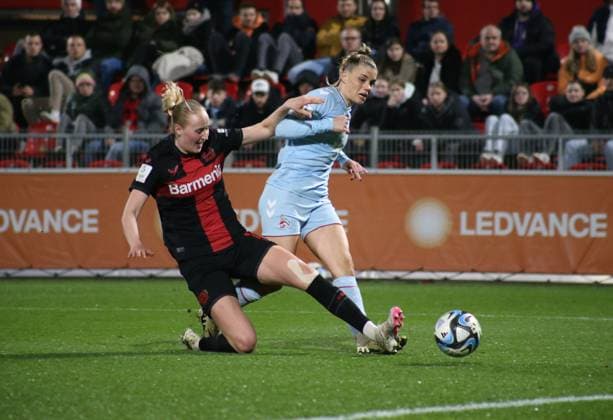 18.03.2024, xgrfx, Fussball 1.Bundesliga Damen, Bayer Leverkusen - 1.FC Köln emspor, v.l. Emelie Bragstad (Bayer Leverkusen), Selina Cerci (1.FC Köln) (DFL DFB REGULATIONS PROHIBIT ANY USE OF PHOTOGRAPHS as IMAGE SEQUENCES and or QUASI-VIDEO) Leverkusen