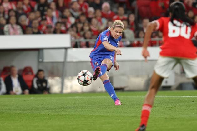 Lisbon, Portugal, Tuesday 19 March 2024 UEFA Women s Champions League 2023 24 1 4 Final SL Benfica - Olympique Lyon, Torschuss EugÃ nie Le Sommer (Olympique Lyon) Copyright: JoaquimxFerreira