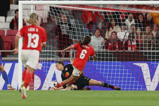 Lisbon, Portugal, Tuesday 19 March 2024 UEFA Women s Champions League 2023 24 1 4 Final SL Benfica - Olympique Lyon, Tor zum 1:0 Andreia Faria (SL Benfica), Christiane Endler (Olympique Lyon) Copyright: JoaquimxFerreira