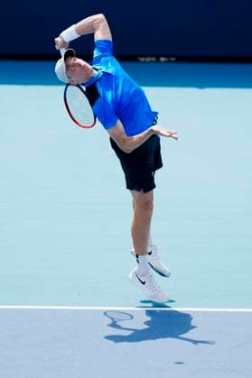 March 20, 2024, Miami Gardens, Florida, USA: Denis Shapovalov (Canada) serves against Luciano Darderi (Italy) during the first round of mens singles at the Miami Open tennis tournament. Shapovalov won the match 3-6, 7-6, 6-4. Miami Gardens USA - ZUMAd212 20240320_zsp_d212_008 Copyright: xRichardxDolex