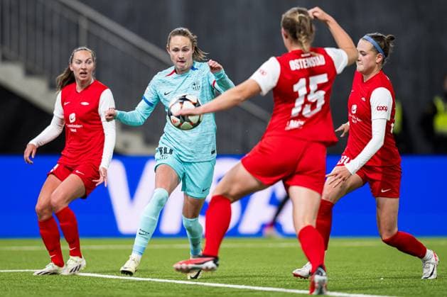 Fußball, Frauen, CL, SK Brann Bergen - FC Barcelona 240320 Caroline Graham Hansen of Barcelona during the UEFA Women s Champions League quarterfinal football match between Brann and Barcelona on March 20, 2024 in Bergen. Photo: Marius Simensen BILDBYRAN Cop 238 barcelona bbeng brann champions league dam football fotball fotboll kvartfinale quarter final tfk uefa women s champions league Copyright: MARIUSxSIMENSEN BB240320BB951