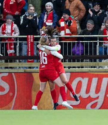 Fußball, Frauen, CL, SK Brann Bergen - FC Barcelona Bergen, Norway, March 20th 2024: Cecilie Kvamme (2 Brann) and Signe Gaupset (16 Brann) celebrates after scoring during the UEFA Womens Champions League football match between Brann and Barcelona at Aasane Arena in Bergen, Norway. (Ane Frosaker SPP) Copyright: xAnexFrosakerx xSPPx spp-en-AnFrSp-_F_24867
