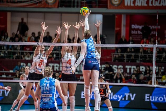 776121898 Isabelle Haak of Imoco Volley in action during the match. Eczacibasi Dynavit and Imoco Volley Conegiano faced each other in the CEV Women™s Champions League Volley Semifinal game 2, the match took place at Istanbul Burhan Felek Vestel Volleyball Hall on March 20, 2024 Istanbul Istanbul Turkey Copyright: xYagizxGurtugx