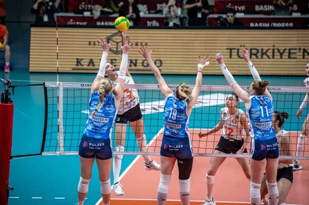 776121898 Tijana Boskovic of Eczacibasi Dynavit in action during the match. Eczacibasi Dynavit and Imoco Volley Conegiano faced each other in the CEV Women™s Champions League Volley Semifinal game 2, the match took place at Istanbul Burhan Felek Vestel Volleyball Hall on March 20, 2024 Istanbul Istanbul Turkey Copyright: xYagizxGurtugx