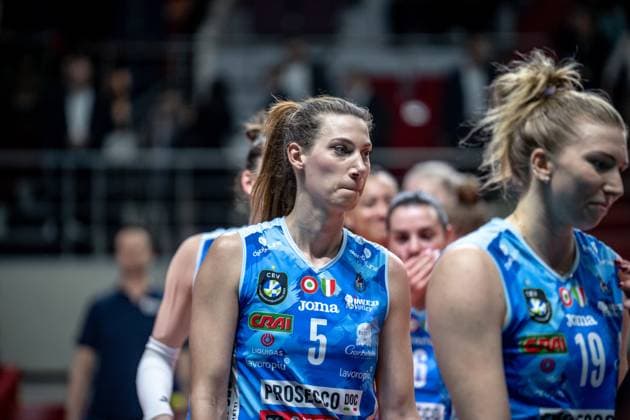 776121898 Robin De Kruijf of Imoco Volley in action after the match. Eczacibasi Dynavit and Imoco Volley Conegiano faced each other in the CEV Women™s Champions League Volley Semifinal game 2, the match took place at Istanbul Burhan Felek Vestel Volleyball Hall on March 20, 2024 Istanbul Istanbul Turkey Copyright: xYagizxGurtugx