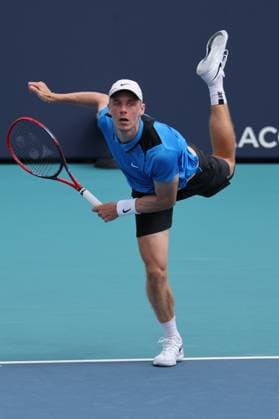 MIAMI GARDENS, FLORIDA - MARCH 20: Denis Shapovalov of Canada plays against Luciano Darderi of Italy during their match on Day 5 of the Miami Open at Hard Rock Stadium on March 20, 2024 in Miami Gardens, Florida. People: Denis Shapovalov Copyright: xHoo-me.com MediaPunchx