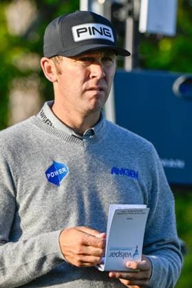 PALM HARBOR, FL - MARCH 21: Seamus Power (IRL) looks over his tee shot on 1 during Rd1 of the Valspar Championship at Innisbrook Resort - Copperhead, on March 21, 2024, in Palm Harbor, Florida. (Photo by Ken Murray Icon Sportswire) GOLF: MAR 21 PGA, Golf Herren Valspar Championship EDITORIAL USE ONLY Icon2403210021