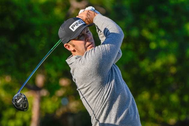 PALM HARBOR, FL - MARCH 21: Seamus Power (IRL) watches his tee shot on 1 during Rd1 of the Valspar Championship at Innisbrook Resort - Copperhead, on March 21, 2024, in Palm Harbor, Florida. (Photo by Ken Murray Icon Sportswire) GOLF: MAR 21 PGA, Golf Herren Valspar Championship EDITORIAL USE ONLY Icon2403210041