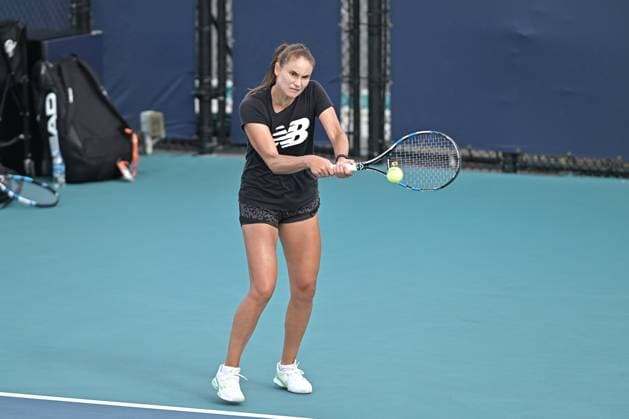 MIAMI GARDENS, FL - MARCH 21: Aryna Sabalenka (Belarus) seen during practice during the Miami Open on March 21, 2024, at Hard Rock Stadium in Miami Gardens, FL. (Photo by Michele Eve Sandberg Icon Sportswire) TENNIS: MAR 21 Miami Open EDITORIAL USE ONLY Icon240321005