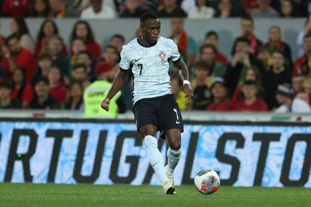 Guimaraes, Portugal, Thursday 21 March 2024 UEFA Friendly Matches Portugal -Sweden, Bruma (Portugal), am Ball, Freisteller, Einzelbild, Ganzkörper, Aktion, Action, Spielszene Copyright: JoaquimxFerreira