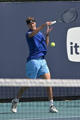 MIAMI GARDENS, FL - MARCH 21: Alexander Zverev (Germany) is seen during practice during the Miami Open on March 21, 2024, at Hard Rock Stadium in Miami Gardens, FL. (Photo by Michele Eve Sandberg Icon Sportswire) TENNIS: MAR 21 Miami Open EDITORIAL USE ONLY Icon240321037