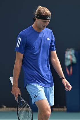 MIAMI GARDENS, FL - MARCH 21: Alexander Zverev (Germany) is seen during practice during the Miami Open on March 21, 2024, at Hard Rock Stadium in Miami Gardens, FL. (Photo by Michele Eve Sandberg Icon Sportswire) TENNIS: MAR 21 Miami Open EDITORIAL USE ONLY Icon240321054