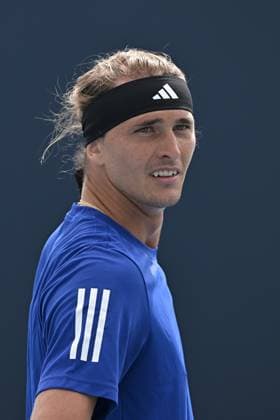 MIAMI GARDENS, FL - MARCH 21: Alexander Zverev (Germany) is seen during practice during the Miami Open on March 21, 2024, at Hard Rock Stadium in Miami Gardens, FL. (Photo by Michele Eve Sandberg Icon Sportswire) TENNIS: MAR 21 Miami Open EDITORIAL USE ONLY Icon240321058