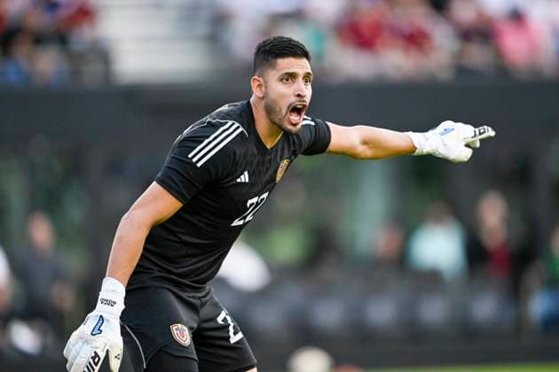 FT. LAUDERDALE, FL - MARCH 21: Venezuela goaltender Rafael Romo reacts during the Italy vs. Venezuela International Friendly, Länderspiel, Nationalmannschaft match on March 21, 2024, at Chase Stadium in Fort Lauderdale, Fla. (Photo by Doug Murray Icon Sportswire) SOCCER: MAR 21 Italy vs Venezuela EDITORIAL USE ONLY Icon79620240321016