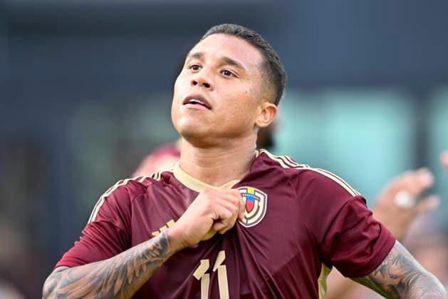 FT. LAUDERDALE, FL - MARCH 21: Venezuela’s Darwin Machins (11) celebrates scoring a goal during the Italy vs. Venezuela International Friendly, Länderspiel, Nationalmannschaft match on March 21, 2024, at Chase Stadium in Fort Lauderdale, Fla. (Photo by Doug Murray Icon Sportswire) SOCCER: MAR 21 Italy vs Venezuela EDITORIAL USE ONLY Icon79620240321005